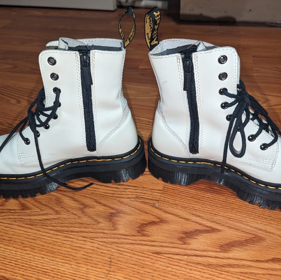 Dr Martens JADON BOOT SMOOTH LEATHER PLATFORMS size 6 - Picture 4 of 7